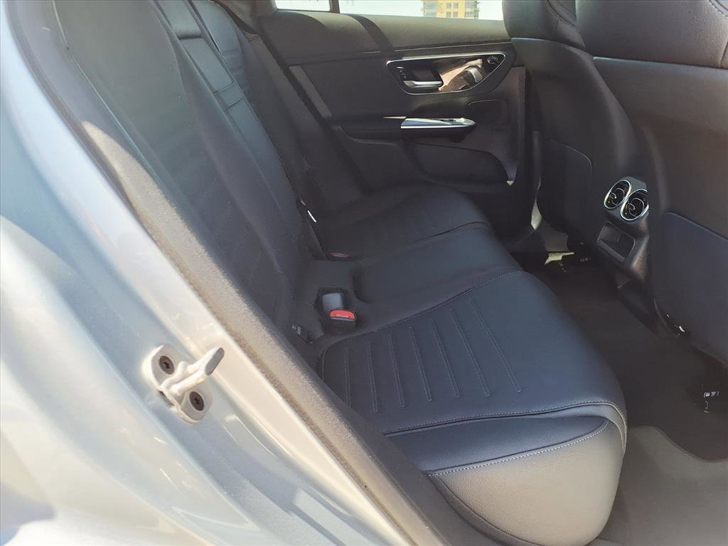 Used 2025 Mercedes-Benz GLC 43 AMG 4MATIC image 14