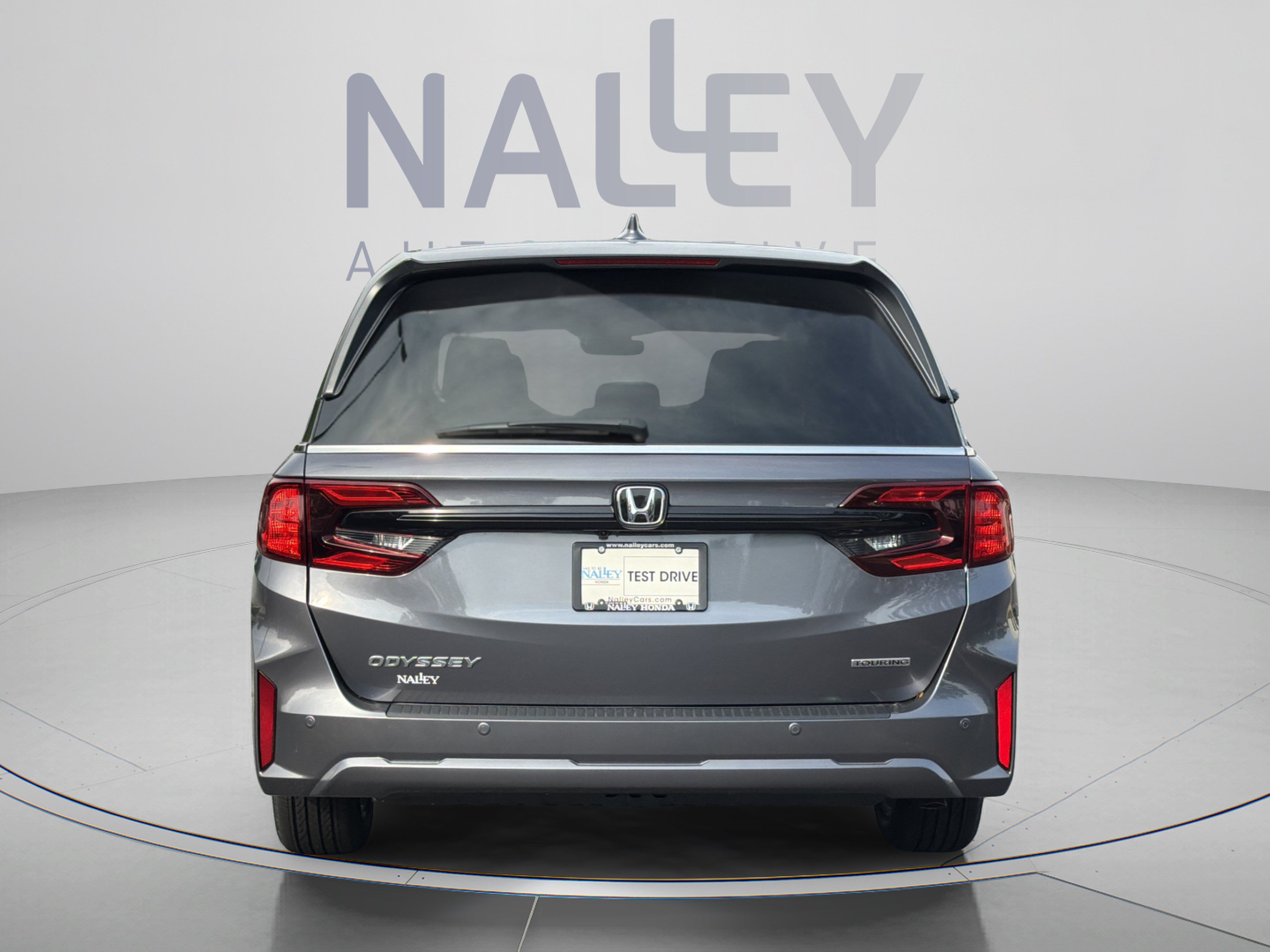 New 2026 Honda Odyssey Touring image 4