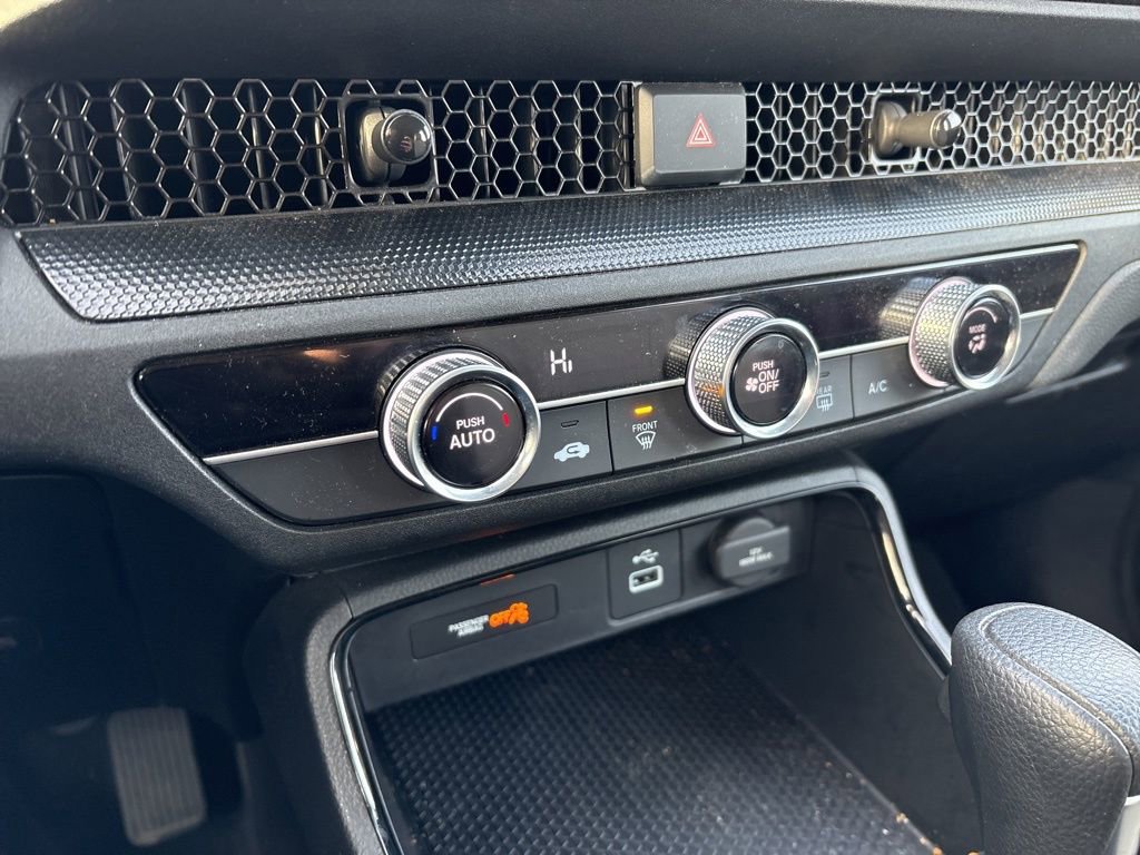 Used 2023 Honda CR-V LX image 25