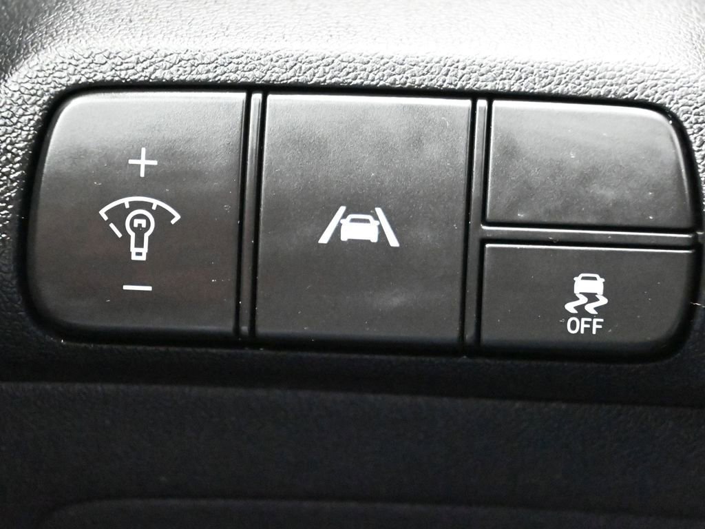 Used 2021 Hyundai Elantra SEL w/ Convenience Package image 27