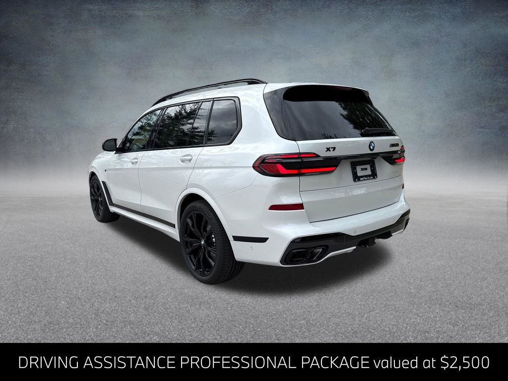 New 2026 BMW X7 M60i image 3