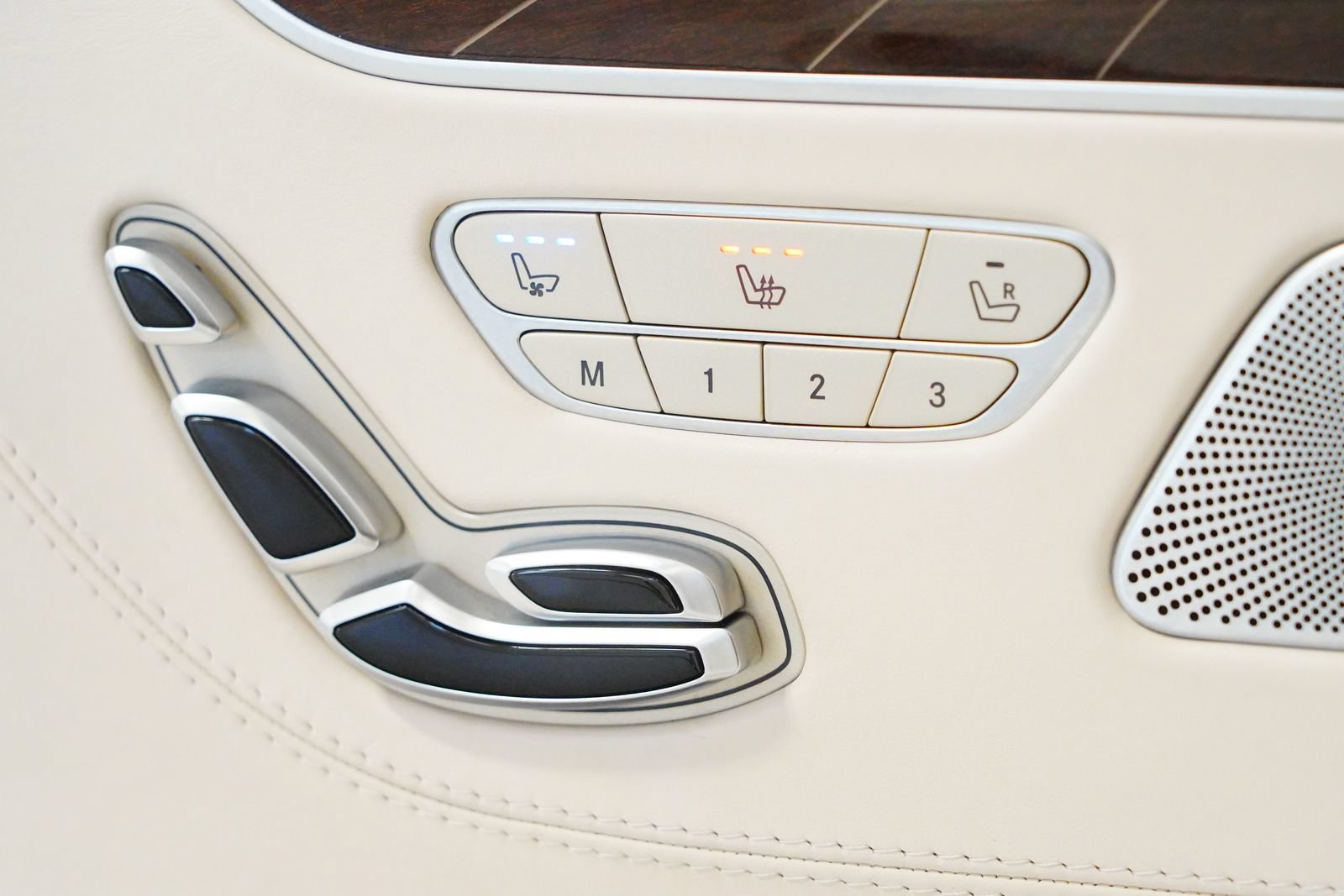Certified 2021 Mercedes-Benz S 560 4MATIC Coupe image 28
