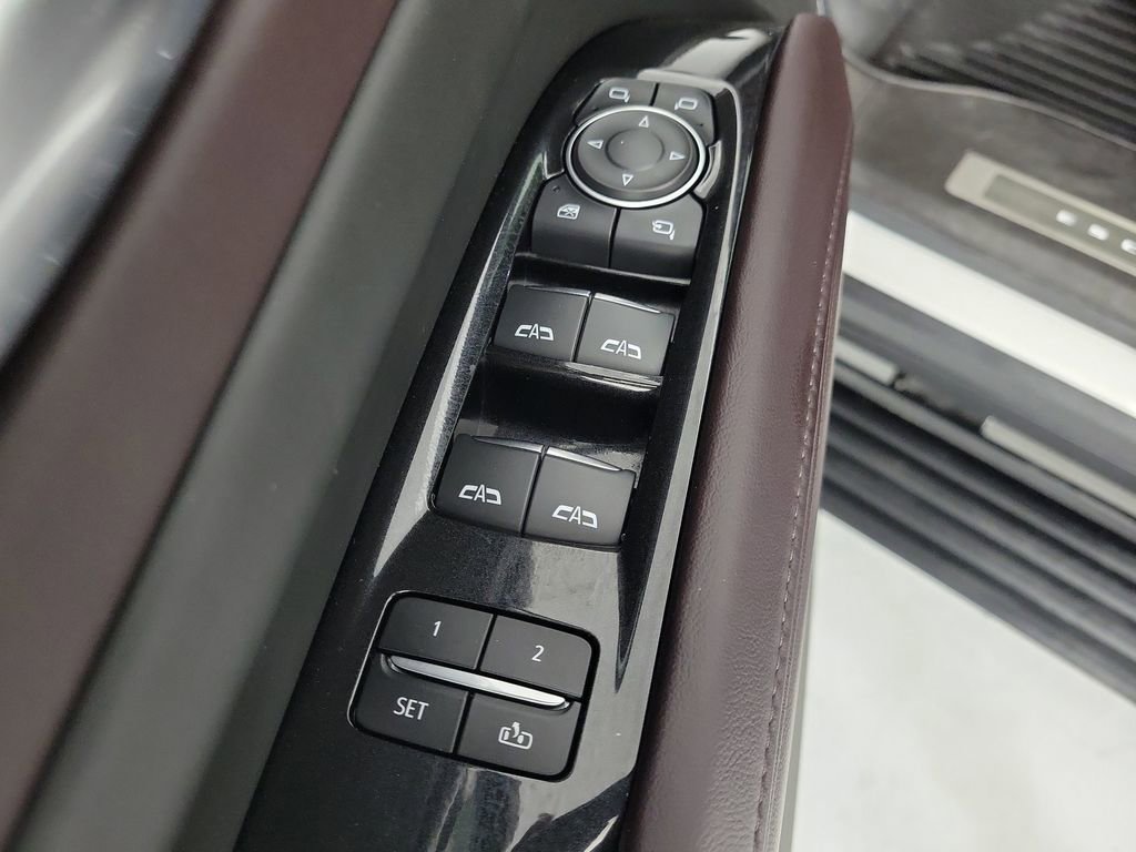 Certified 2021 Cadillac Escalade Sport Platinum w/ Heavy-Duty Trailer Package image 19