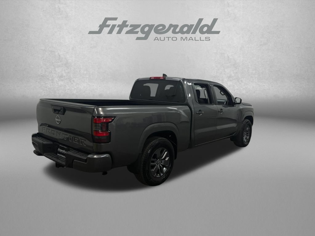 Used 2025 Nissan Frontier SV w/ Tow Package RWD image 6