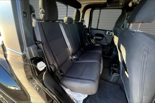Used 2022 Jeep Gladiator Sport AWD/4WD image 26