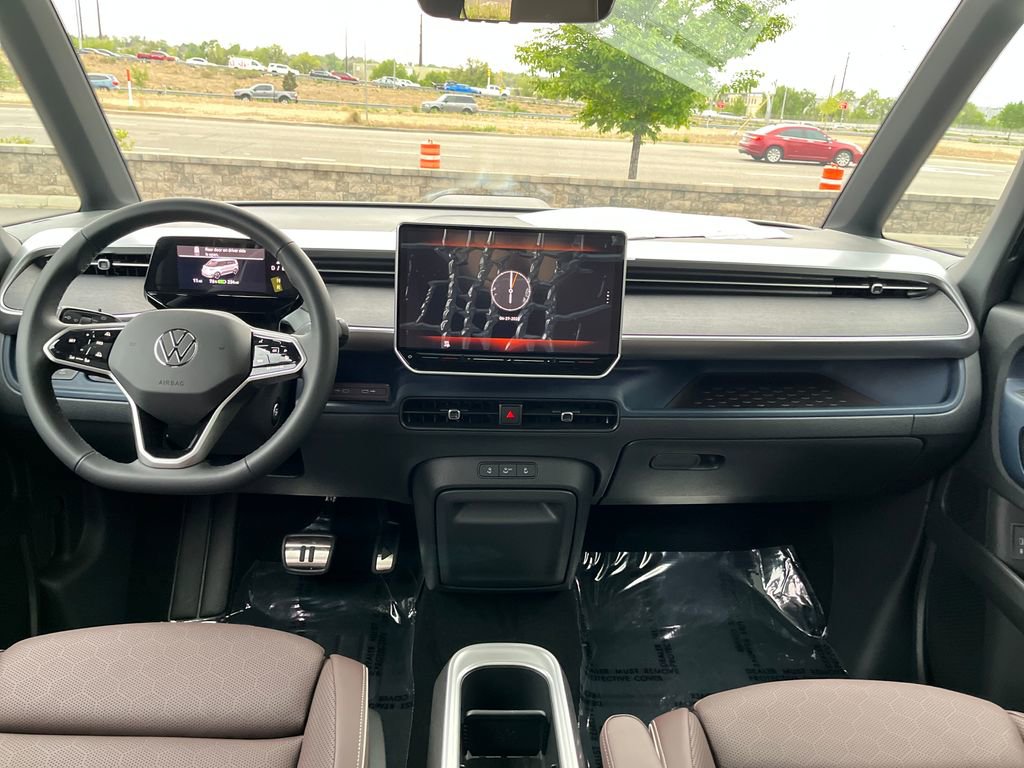 New 2025 Volkswagen ID. Buzz Pro S Plus AWD/4WD image 20