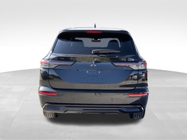 New 2026 Mitsubishi Outlander LE FWD image 4