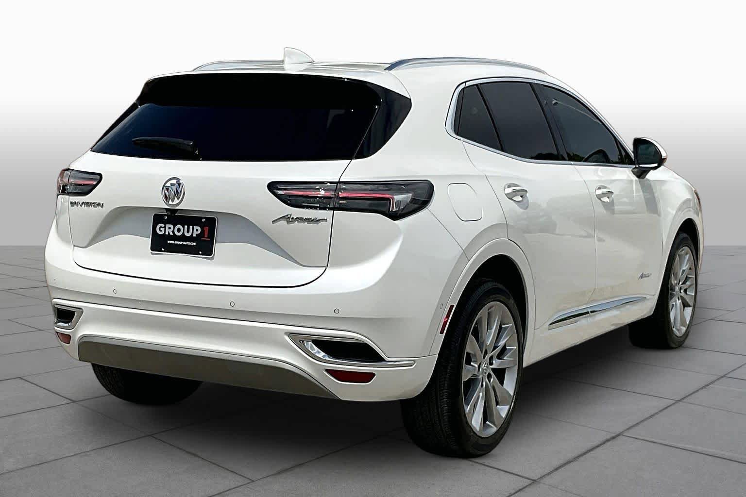 Used 2023 Buick Envision Avenir image 12