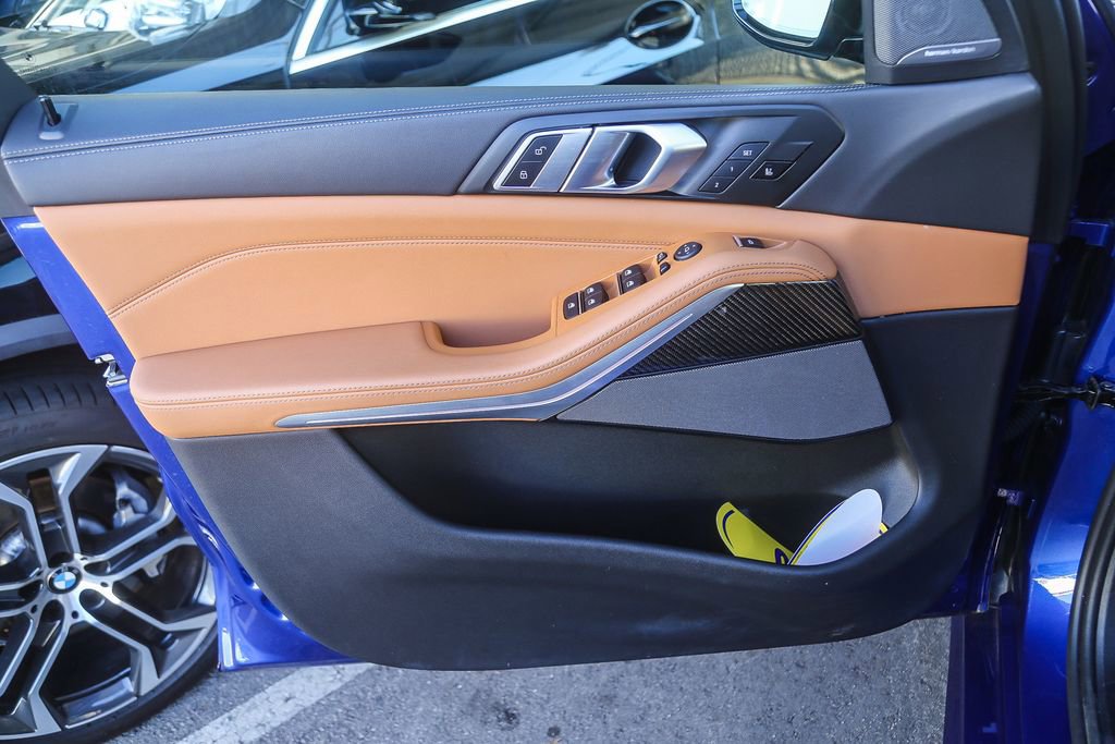 Used 2025 BMW X5 M60i w/ Parking Assistance Package image 17