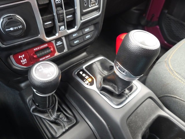 Used 2024 Jeep Gladiator Sport image 28