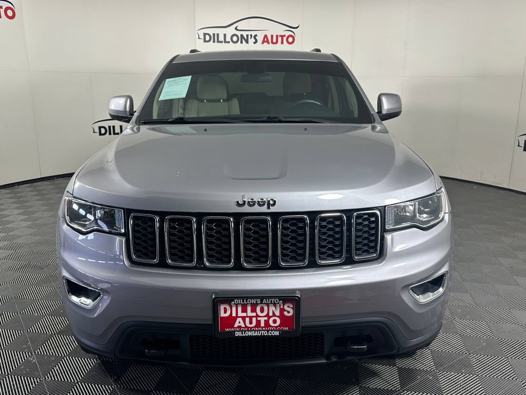 Used 2018 Jeep Grand Cherokee Laredo AWD/4WD image 10
