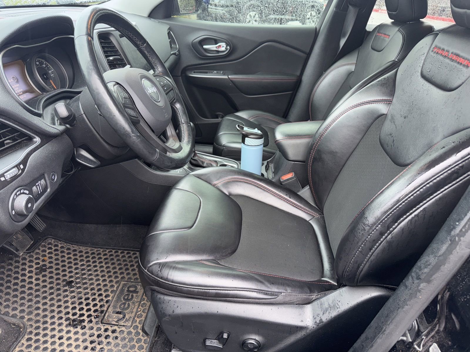 Used 2020 Jeep Cherokee Trailhawk w/ Comfort/Convenience Group image 13