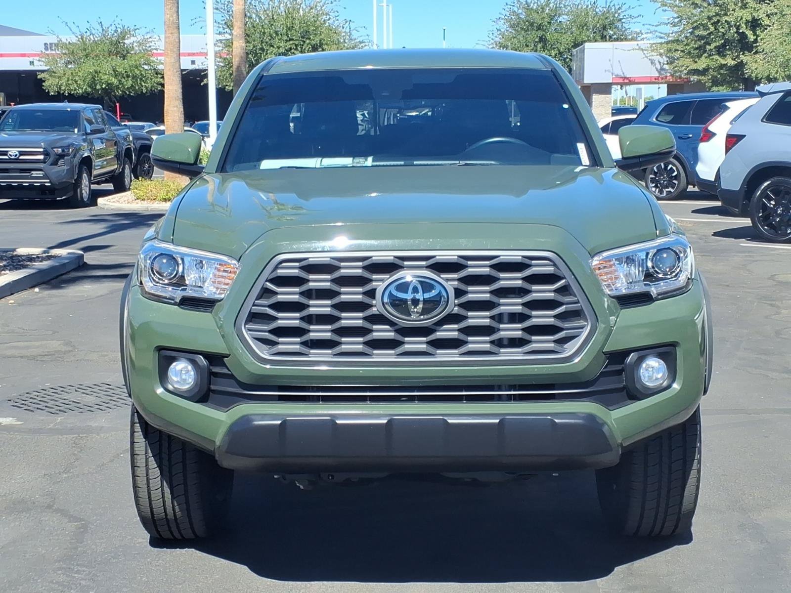 Used 2022 Toyota Tacoma TRD Off-Road AWD/4WD image 2