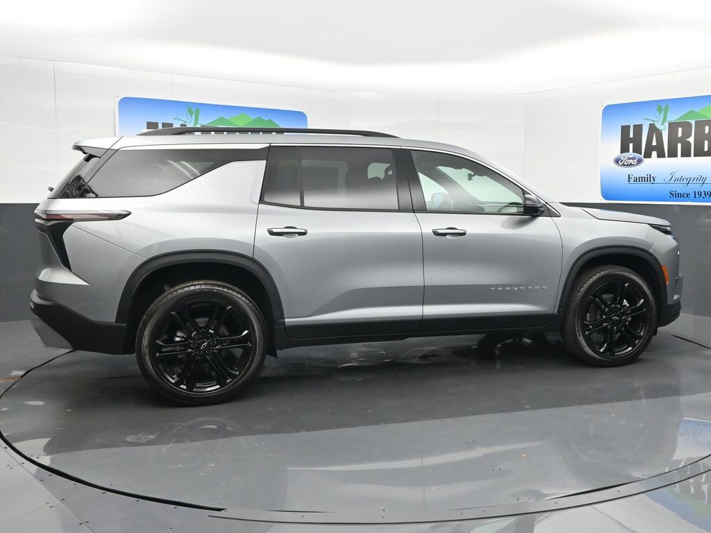 New 2026 Chevrolet Traverse LT w/ Driver Confidence Package image 6