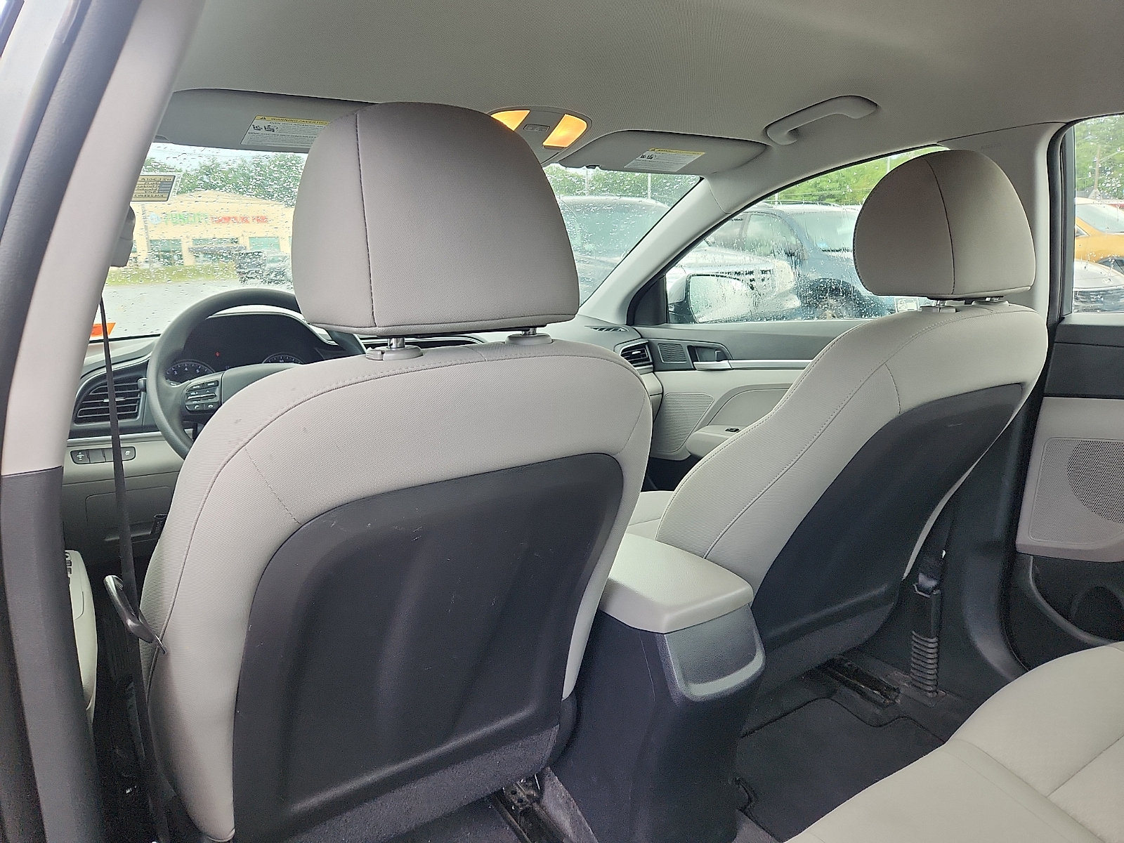 Used 2019 Hyundai Elantra SE FWD image 24