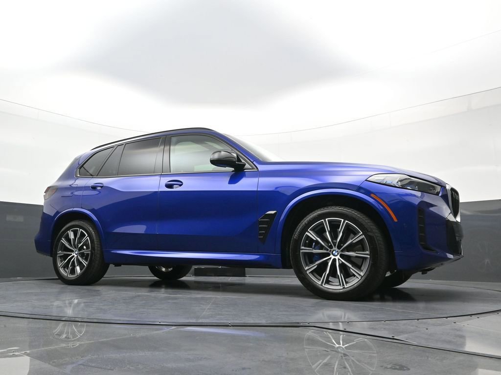 Used 2026 BMW X5 M60i image 23