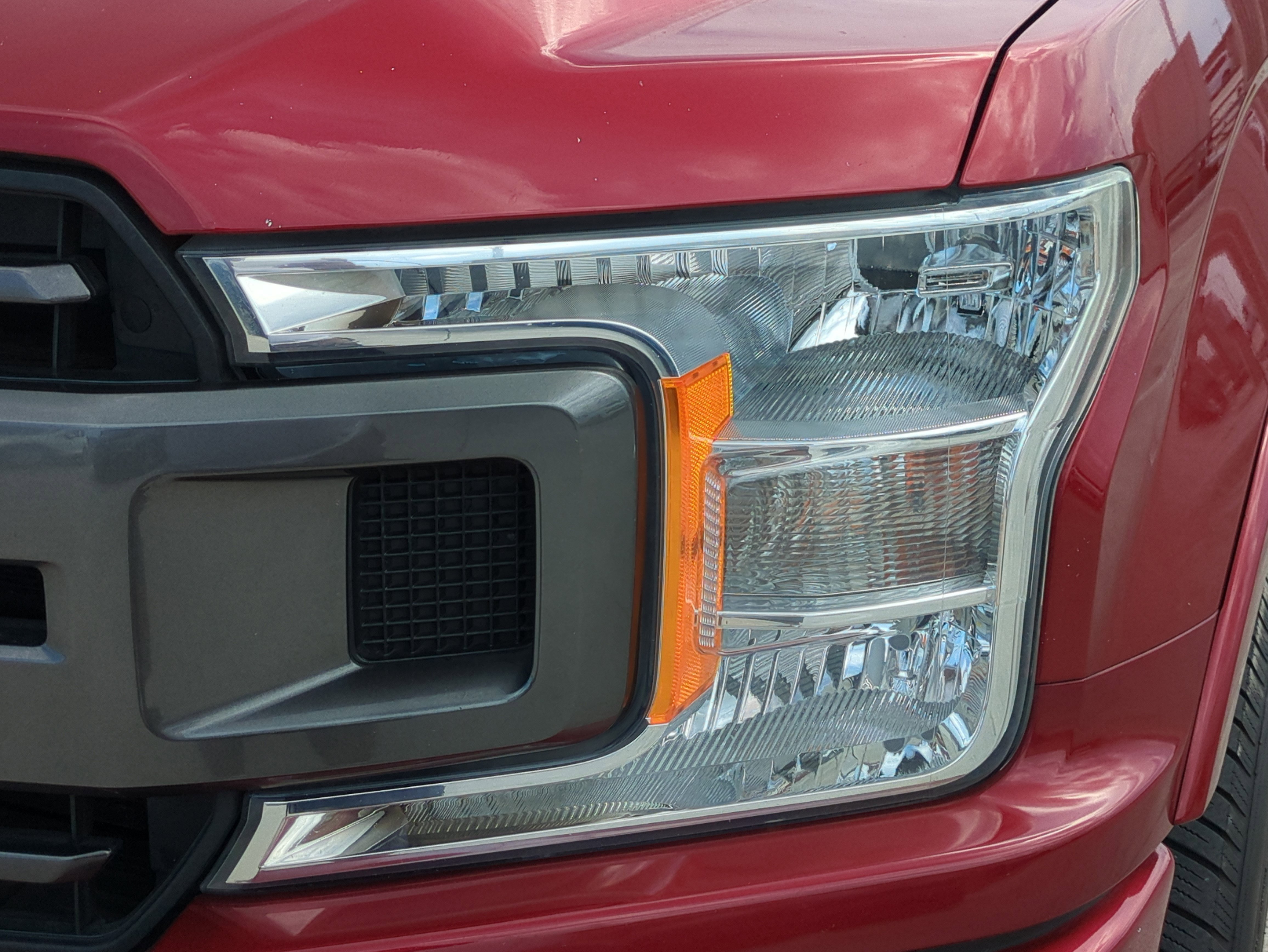 Used 2018 Ford F150 XLT w/ Equipment Group 302A Luxury image 10