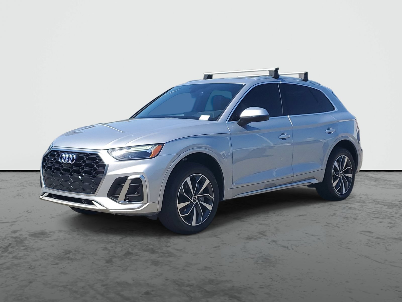 Used 2023 Audi Q5 2.0T Premium Plus w/ Premium Plus Package AWD/4WD image 2