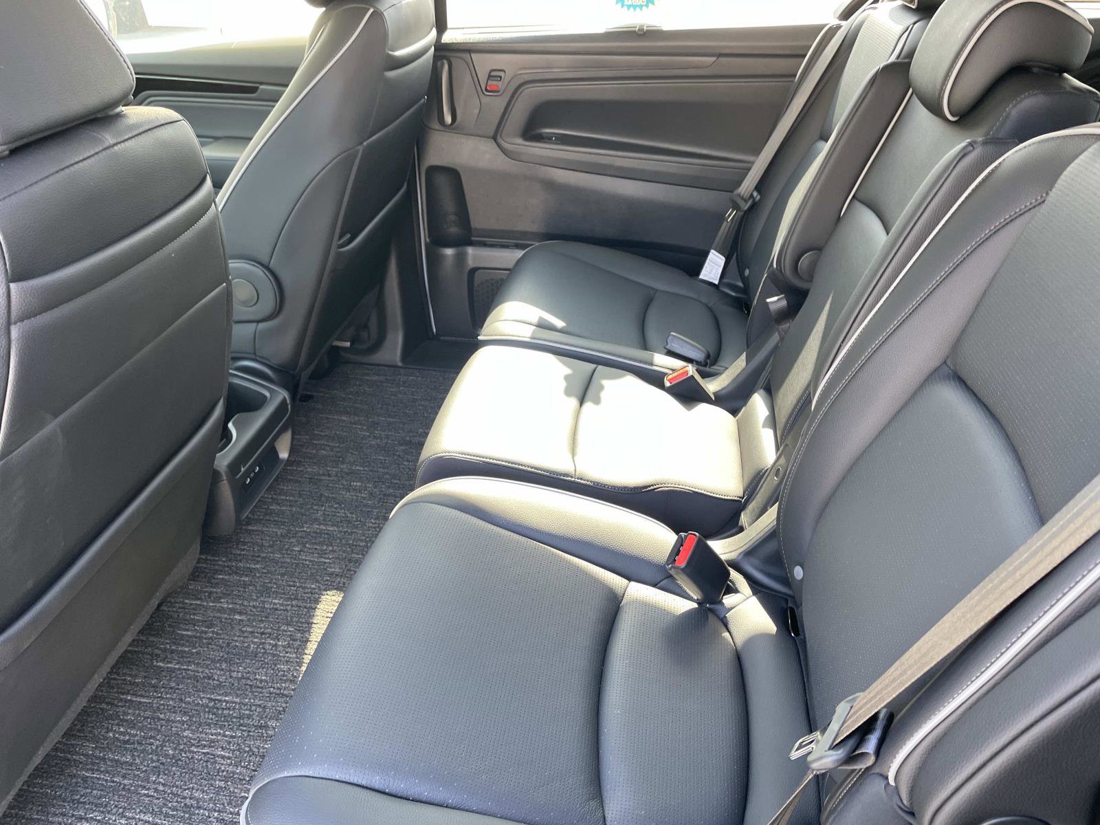 Certified 2026 Honda Odyssey Elite image 18