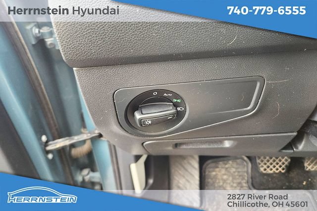 Used 2019 Volkswagen Tiguan S w/ 3rd Row Seat Package AWD/4WD image 12