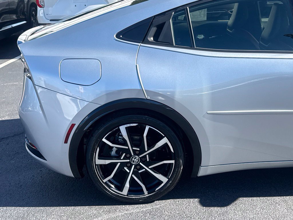 Certified 2023 Toyota Prius Prime FWD image 8