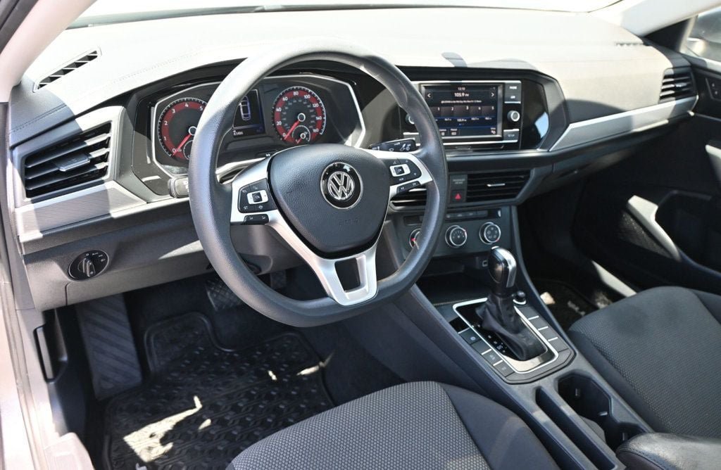 Used 2019 Volkswagen Jetta S w/ Driver Assistance Package FWD image 10