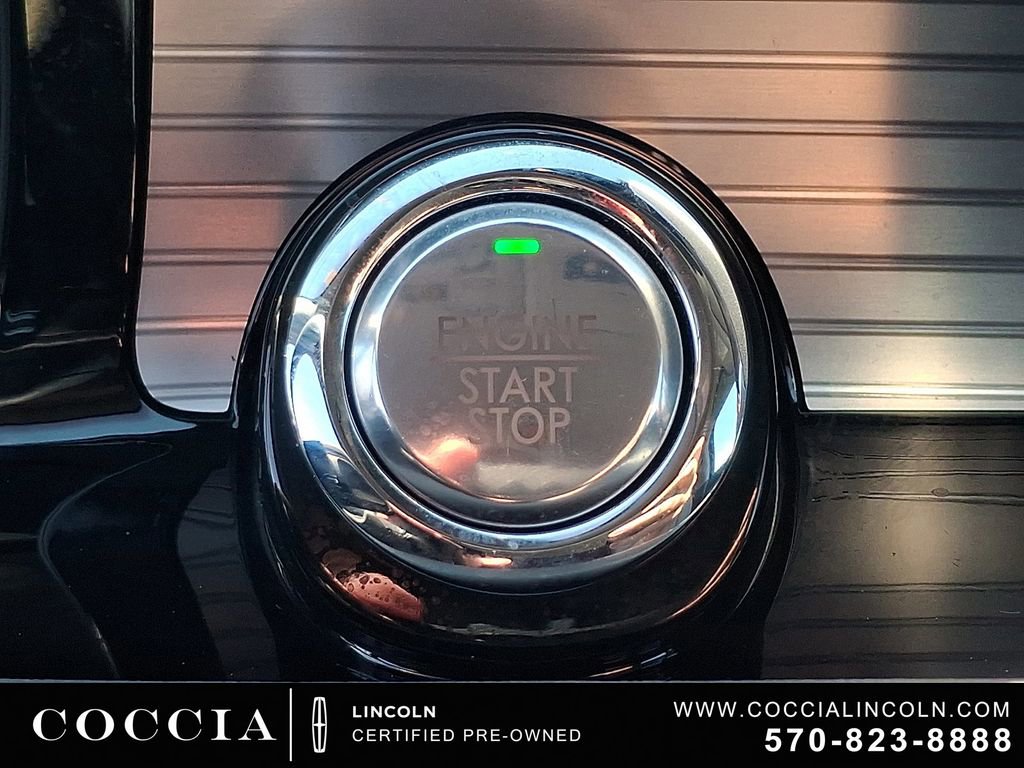 Used 2022 Lincoln Corsair AWD w/ Equipment Group 101A image 22
