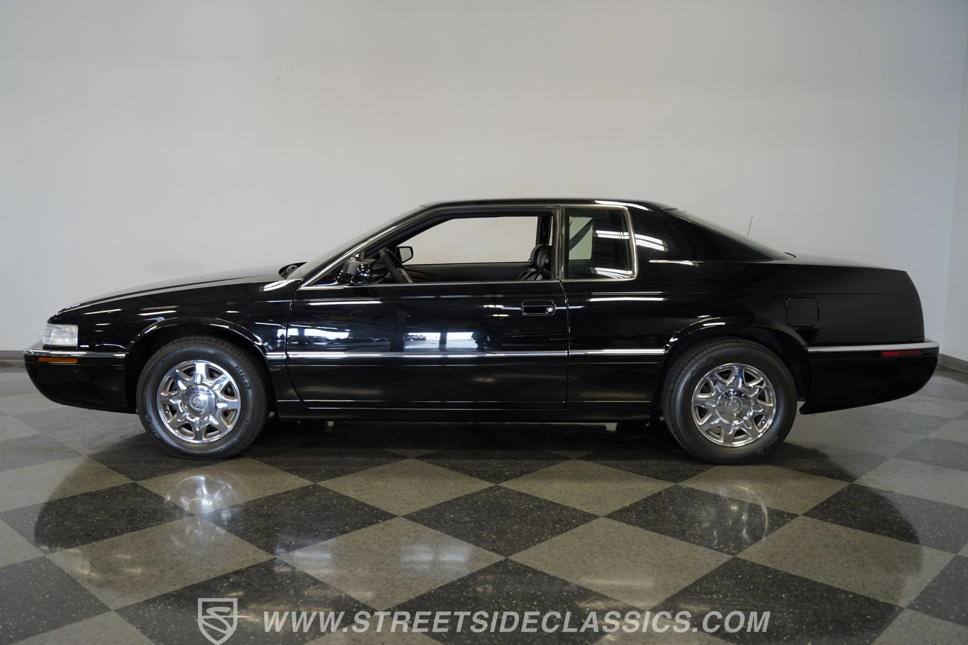 Used 1999 Cadillac Eldorado Touring FWD image 7