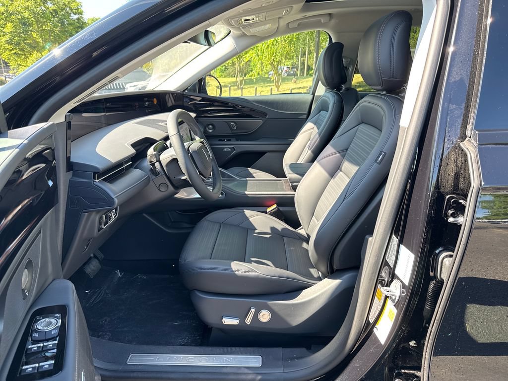 New 2026 Lincoln Nautilus Reserve AWD/4WD image 27