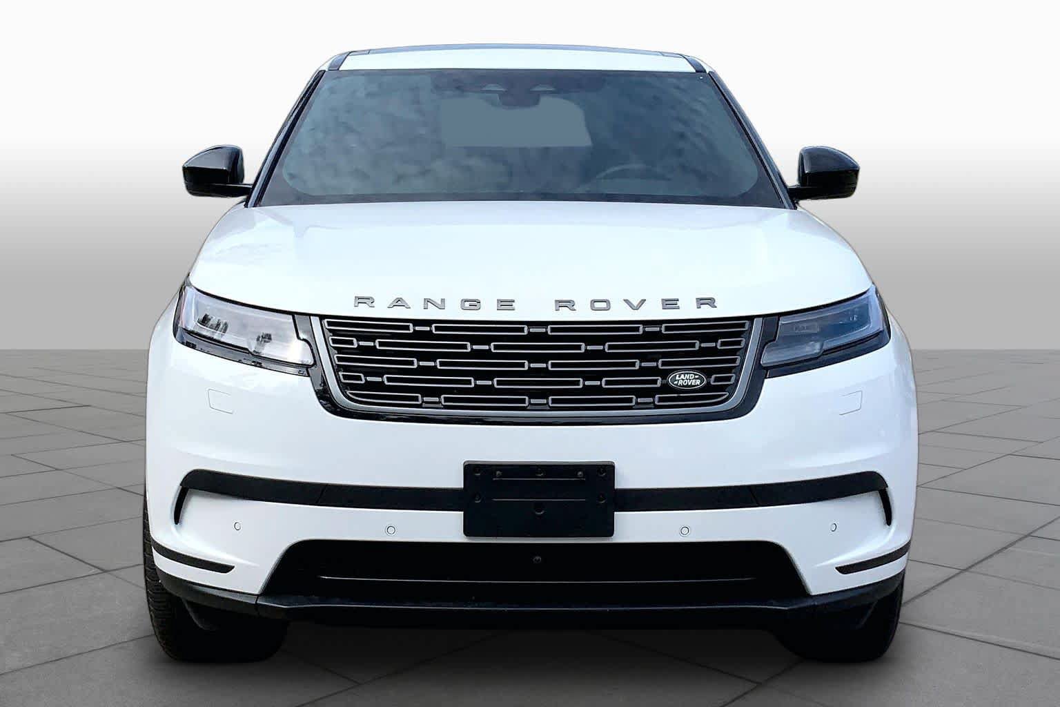 Used 2026 Land Rover Range Rover Velar S AWD/4WD image 4