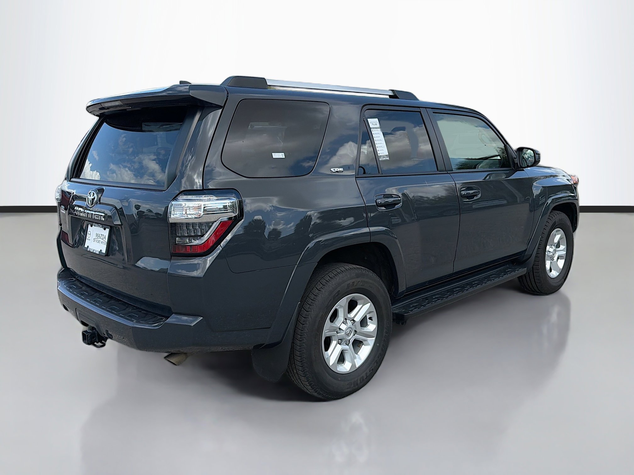 Used 2024 Toyota 4Runner SR5 image 3