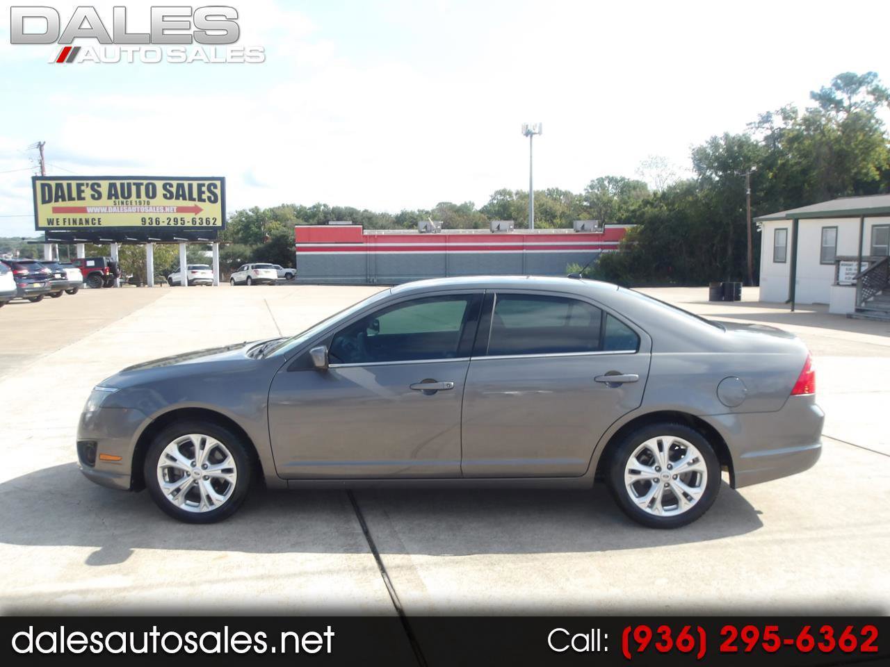 Used 2012 Ford Fusion SE FWD image 1