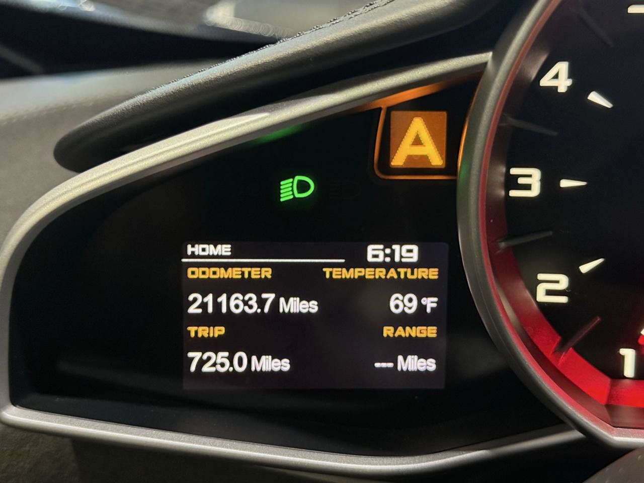 Used 2012 McLaren MP4-12C Coupe RWD image 33