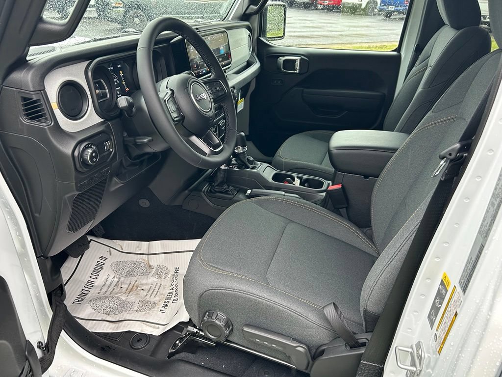 New 2026 Jeep Gladiator Sport AWD/4WD image 9