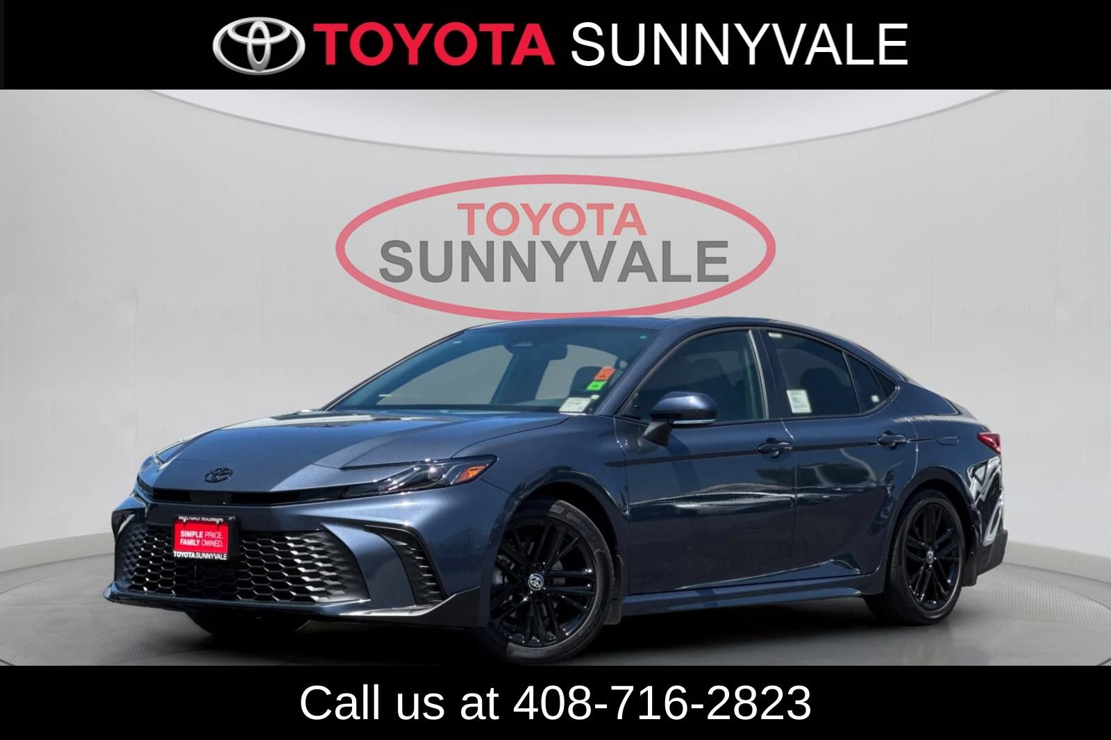 Used 2026 Toyota Camry SE w/ Multimedia Upgrade Package FWD image 1