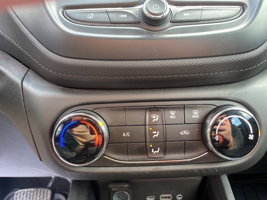 Used 2023 Chevrolet TrailBlazer LS image 27