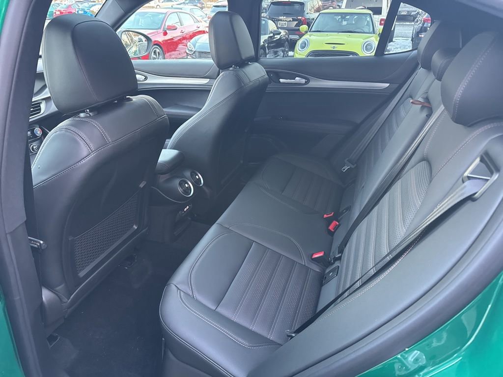 New 2025 Alfa Romeo Stelvio Sprint image 16