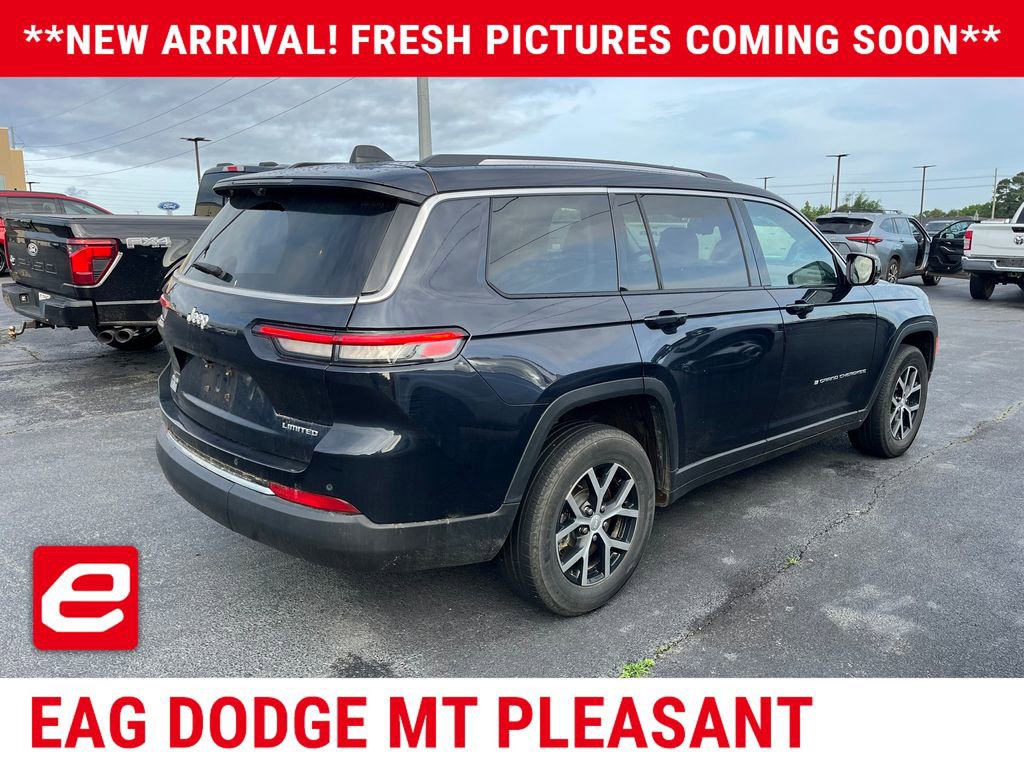 Used 2023 Jeep Grand Cherokee L Limited w/ Luxury Tech Group II AWD/4WD image 4