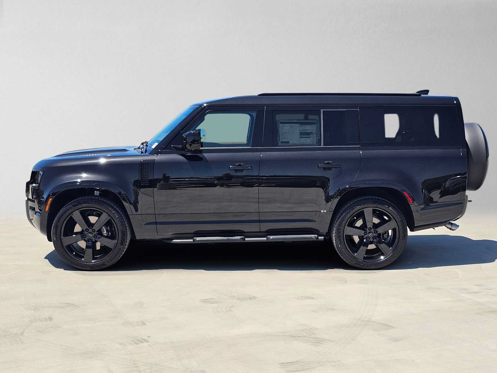 New 2026 Land Rover Defender 130 V8 AWD/4WD image 2