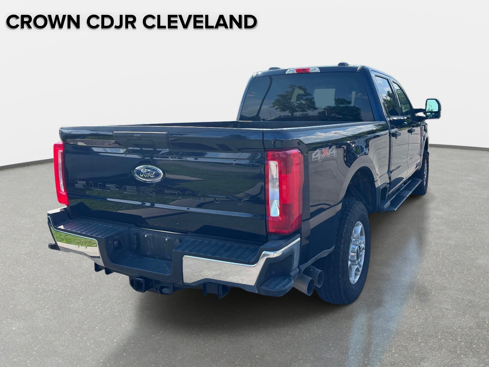 Used 2025 Ford F250 XLT AWD/4WD image 6