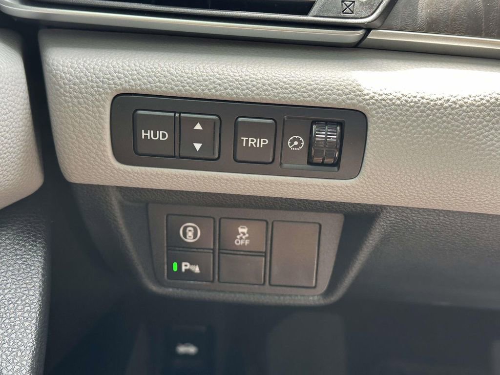 Used 2019 Honda Accord Touring image 23