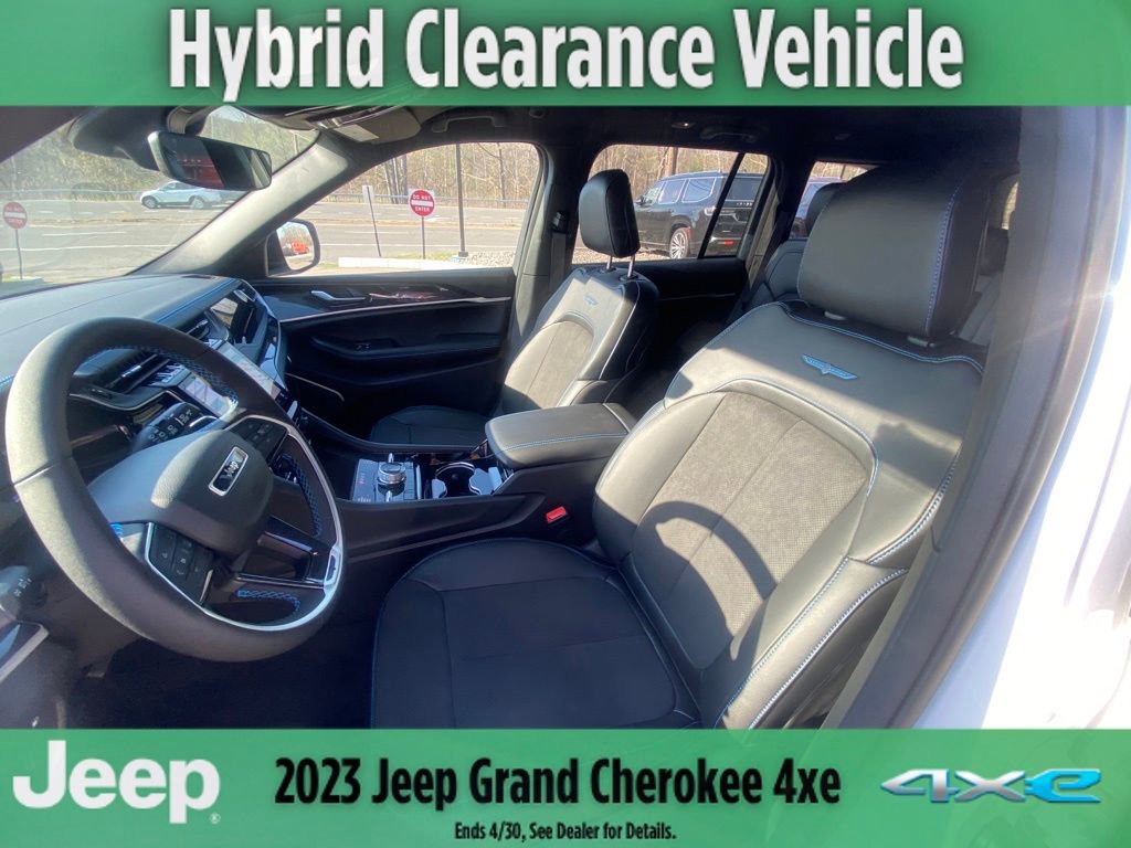 New 2023 Jeep Grand Cherokee Trailhawk image 38