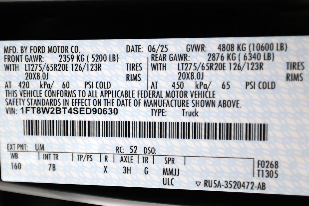 Used 2025 Ford F250 Platinum w/ FX4 Off-Road Package image 59