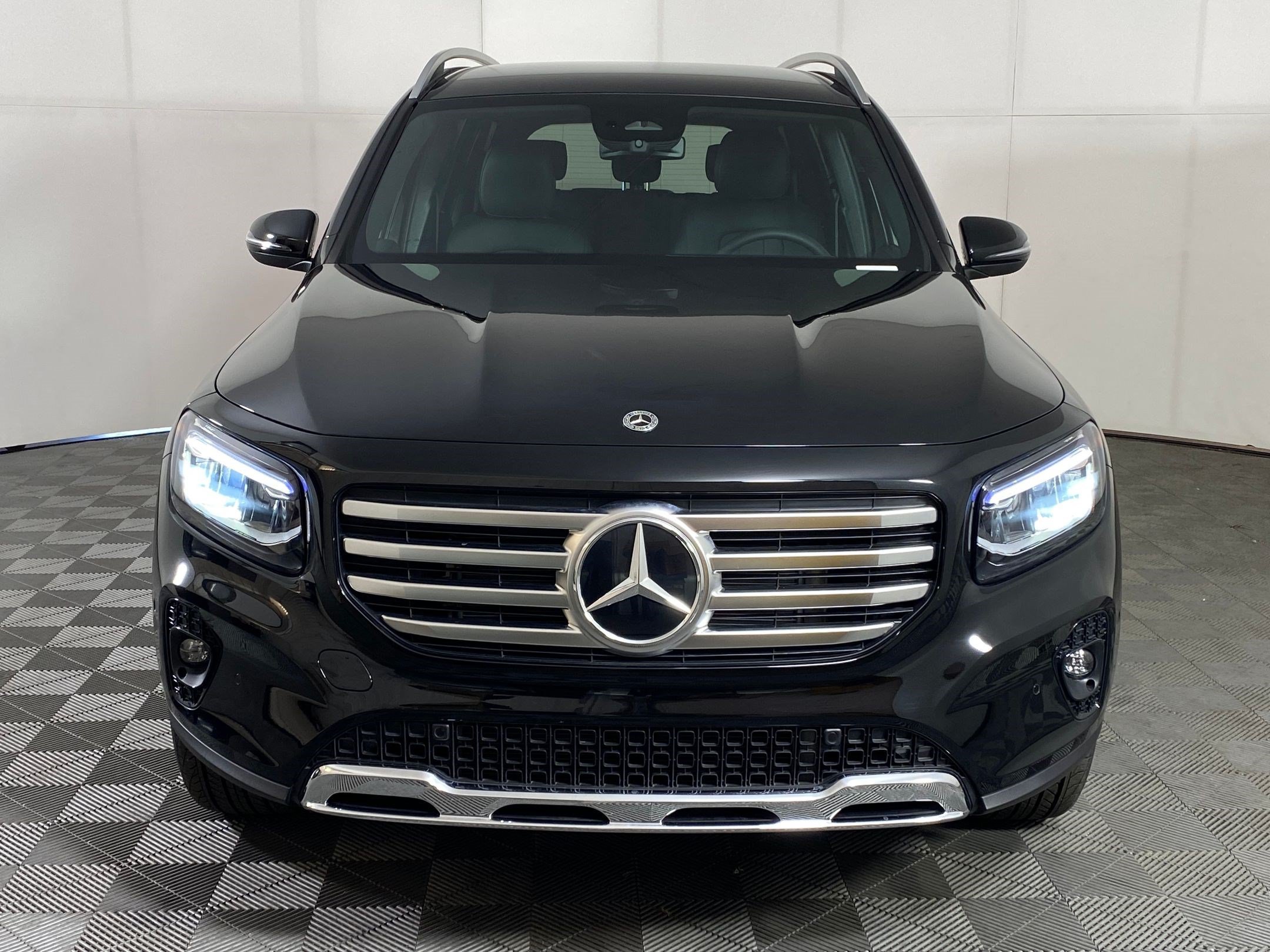 Certified 2025 Mercedes-Benz GLB 250 4MATIC image 5