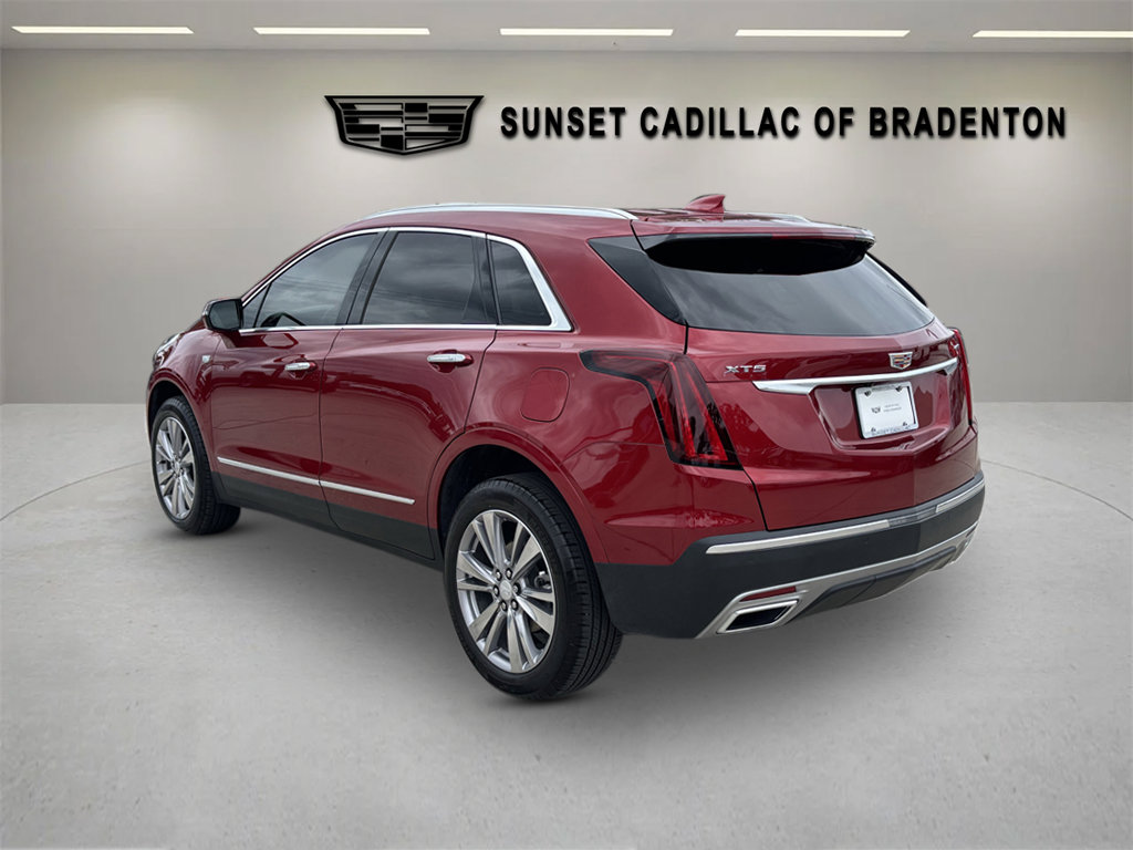 Certified 2024 Cadillac XT5 Premium Luxury FWD image 3