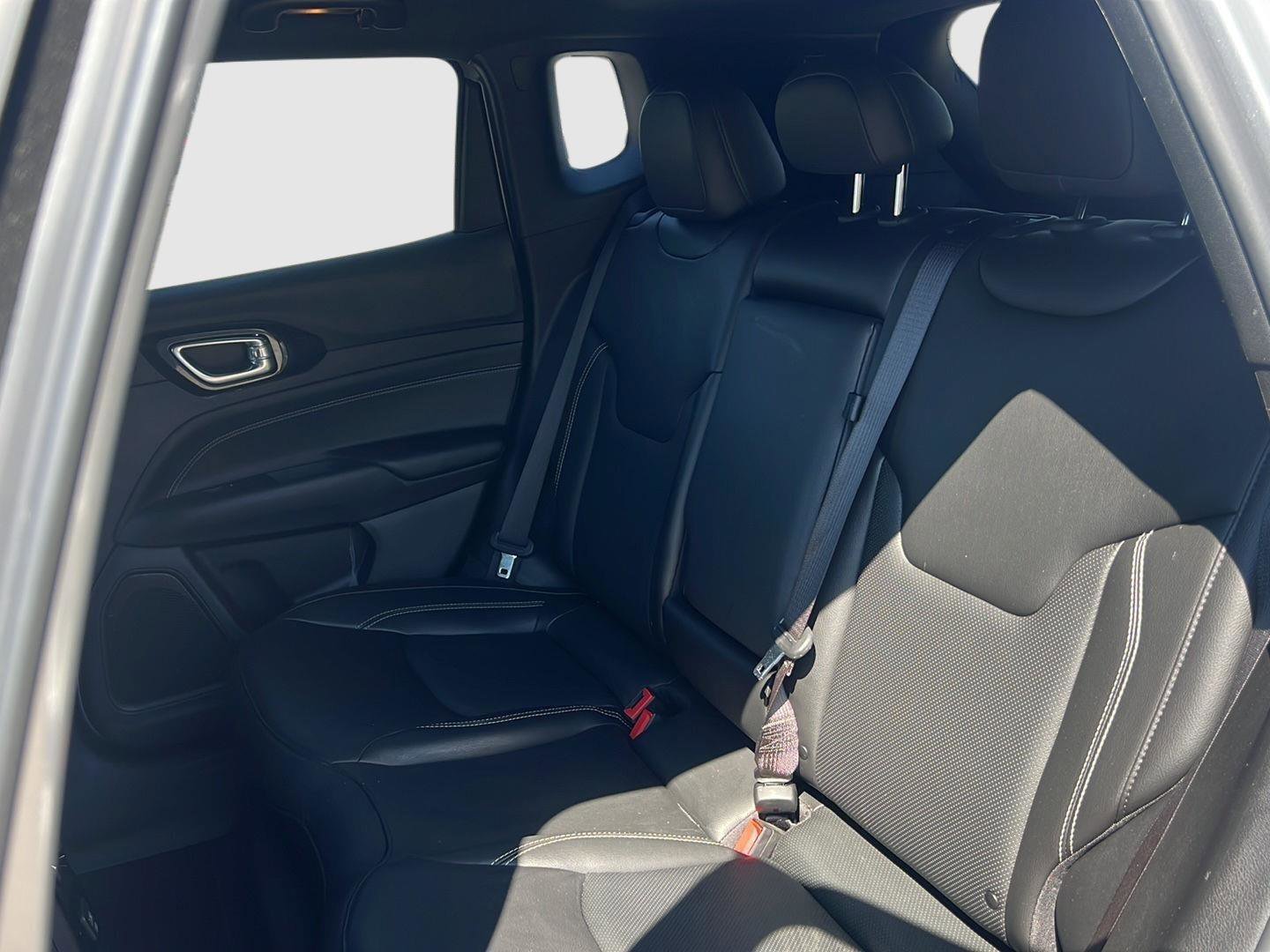 Used 2022 Jeep Compass High Altitude image 41