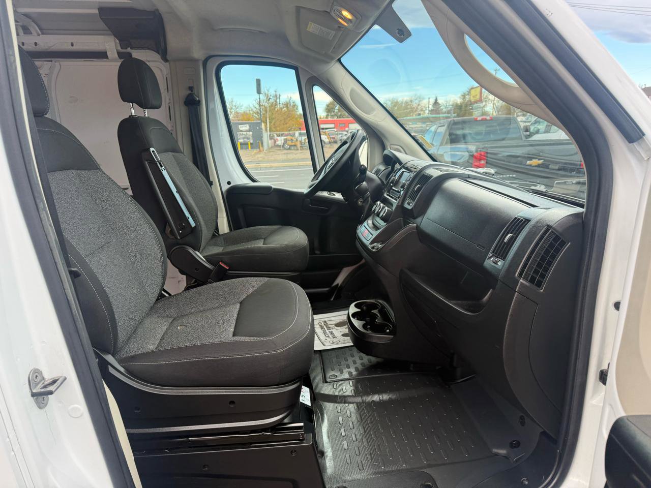 Used 2020 RAM ProMaster 1500 FWD image 30