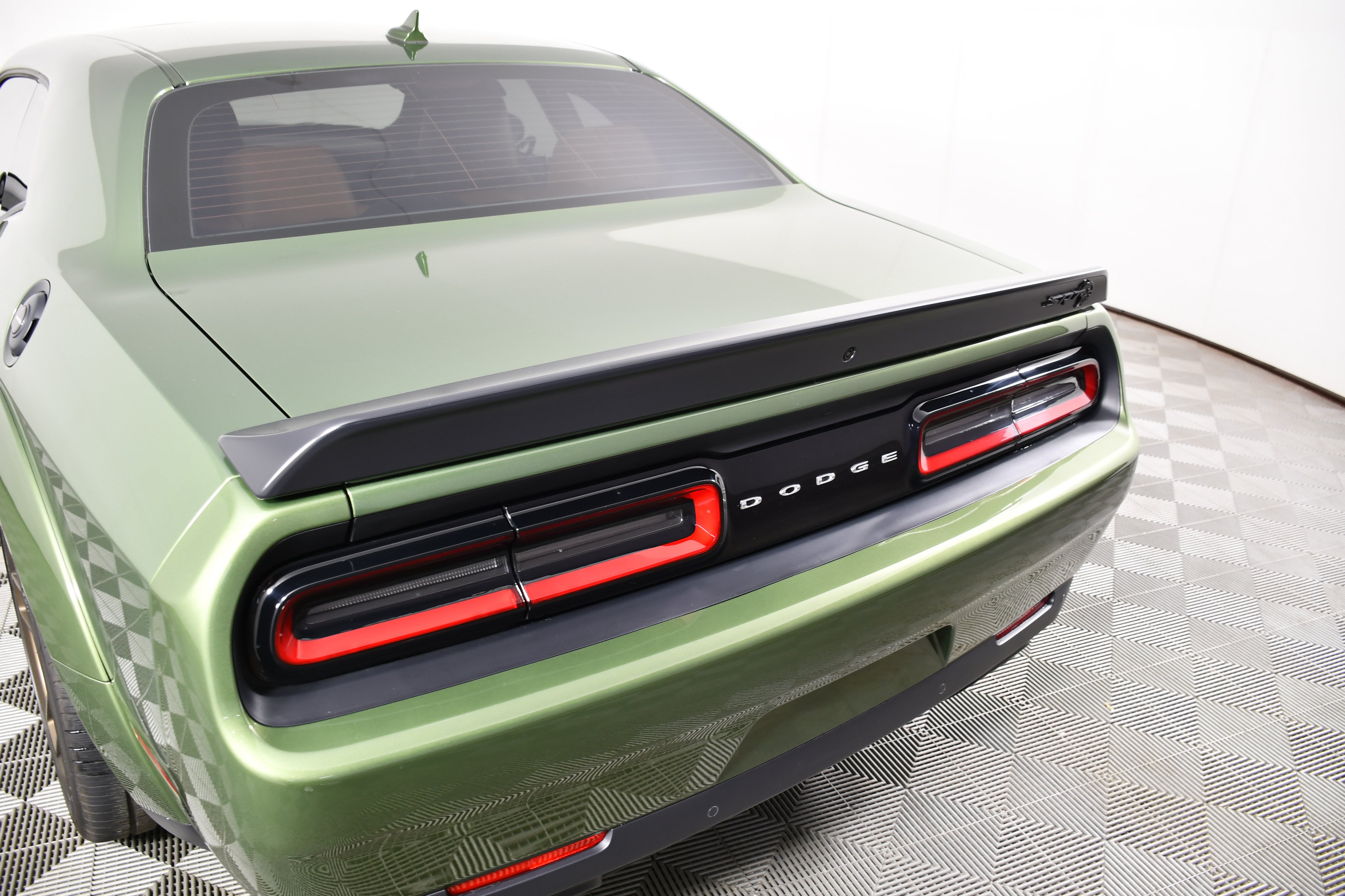 Used 2023 Dodge Challenger SRT Hellcat RWD image 15