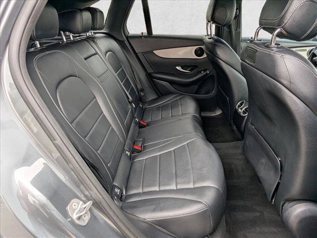 Used 2019 Mercedes-Benz GLC 300 4MATIC image 19
