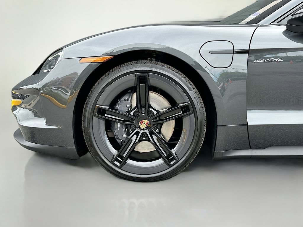 New 2026 Porsche Taycan AWD/4WD image 33